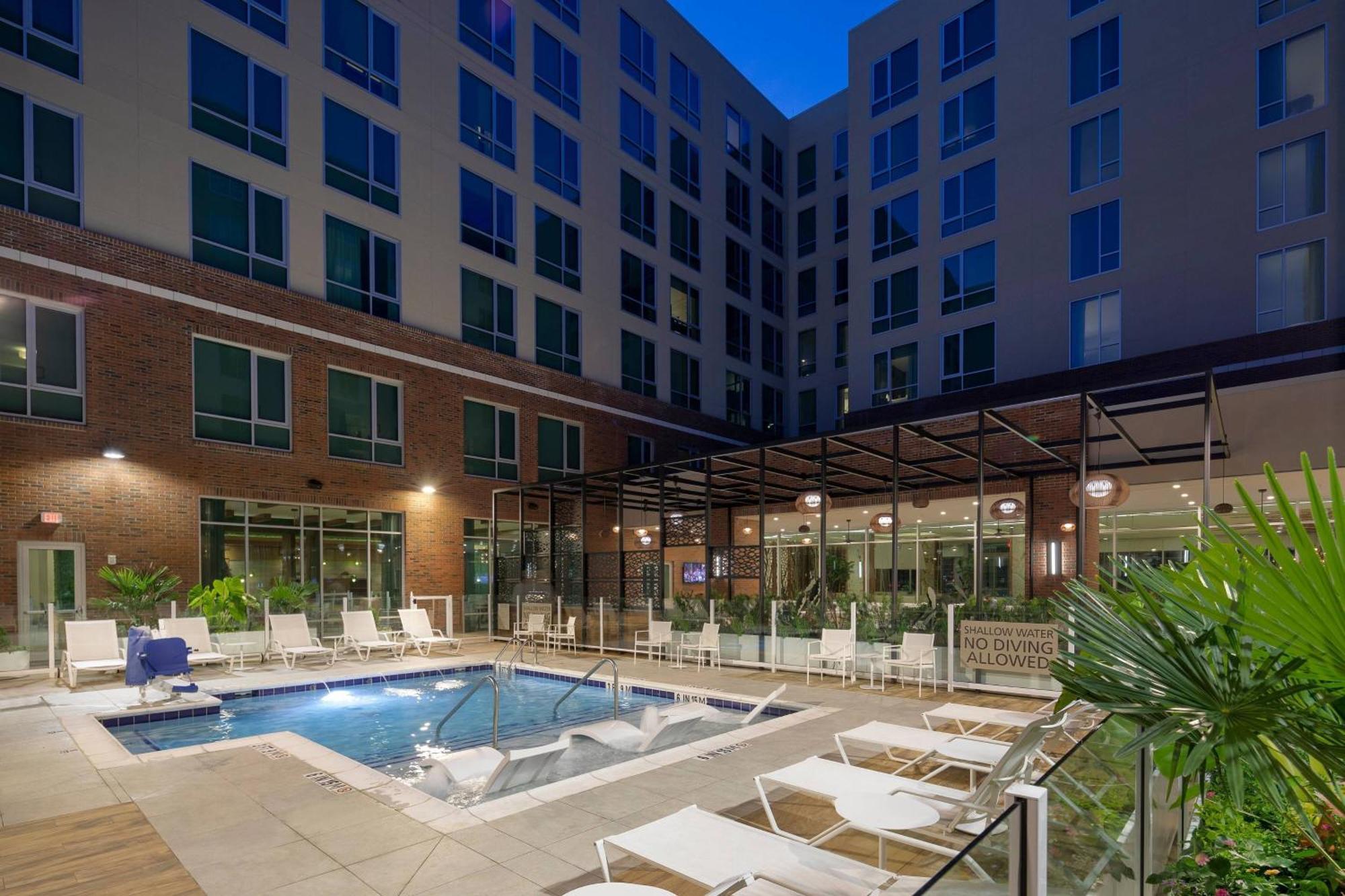 Springhill Suites By Marriott Greenville Downtown Εξωτερικό φωτογραφία