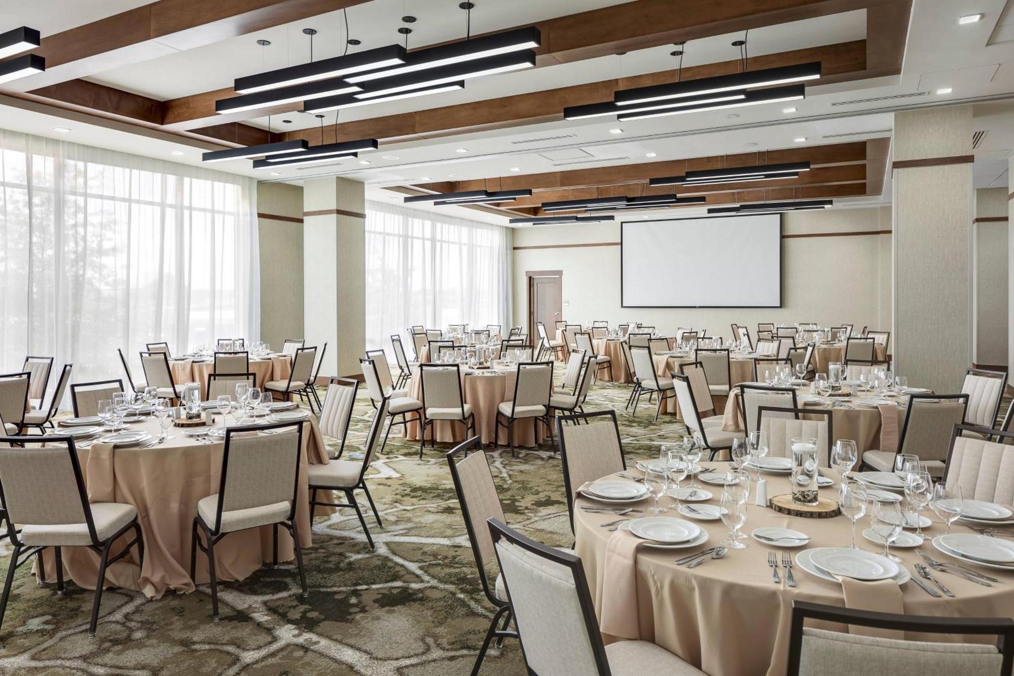 Springhill Suites By Marriott Greenville Downtown Εξωτερικό φωτογραφία