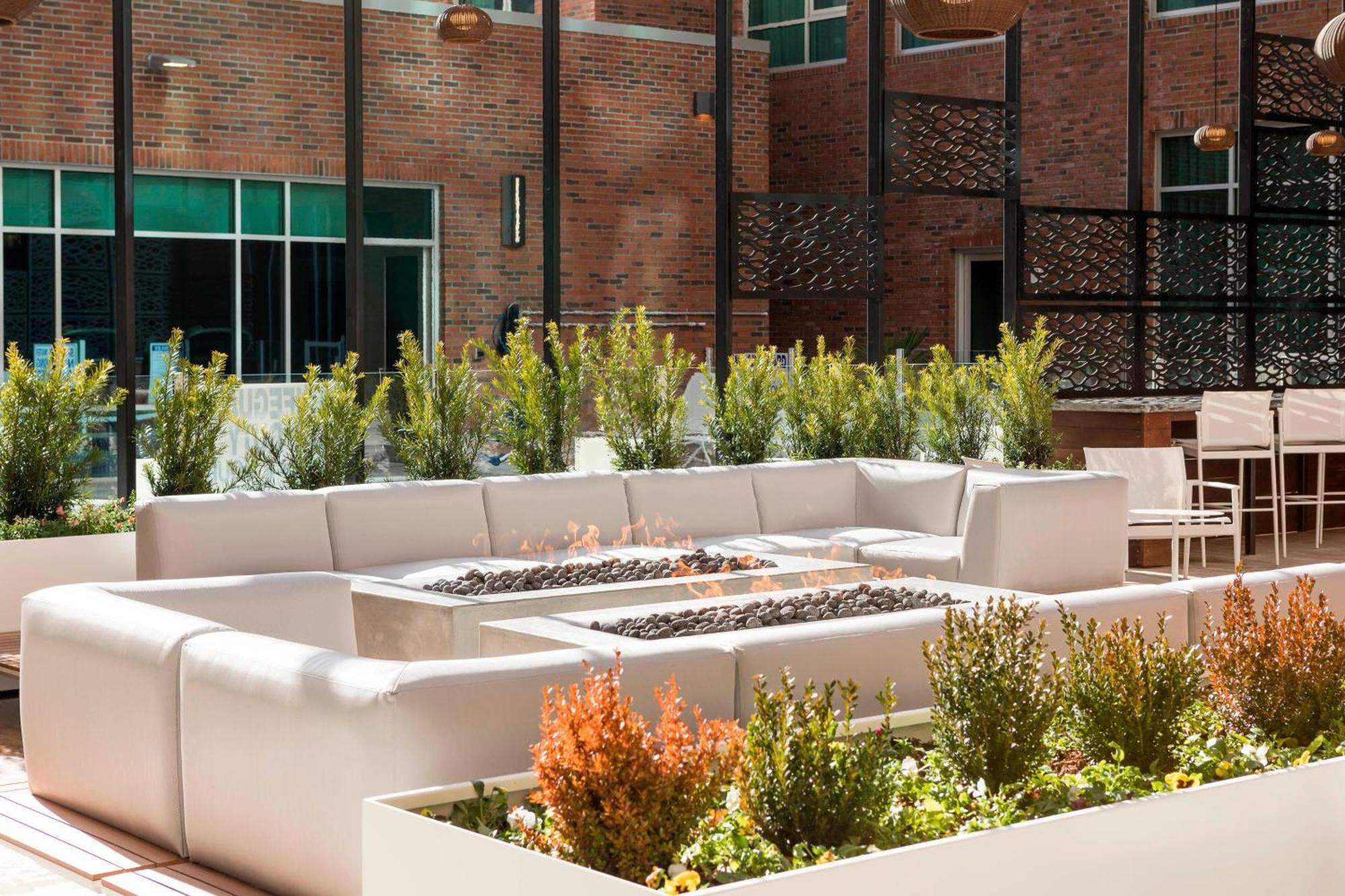 Springhill Suites By Marriott Greenville Downtown Εξωτερικό φωτογραφία